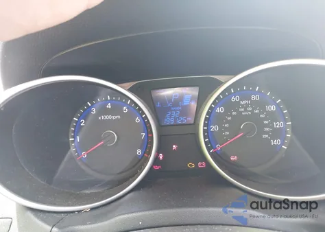 2015 Hyundai Tucson Gls z USA, uszkodzony, nr VIN KM8JTCAF8FU052540